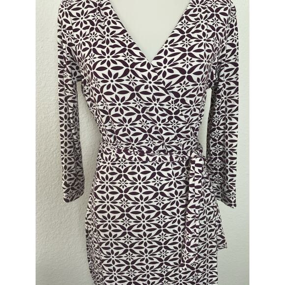 Diane von Furstenberg Dress  Wrap Belted Knee Length New Julian Two - Picture 3 of 11